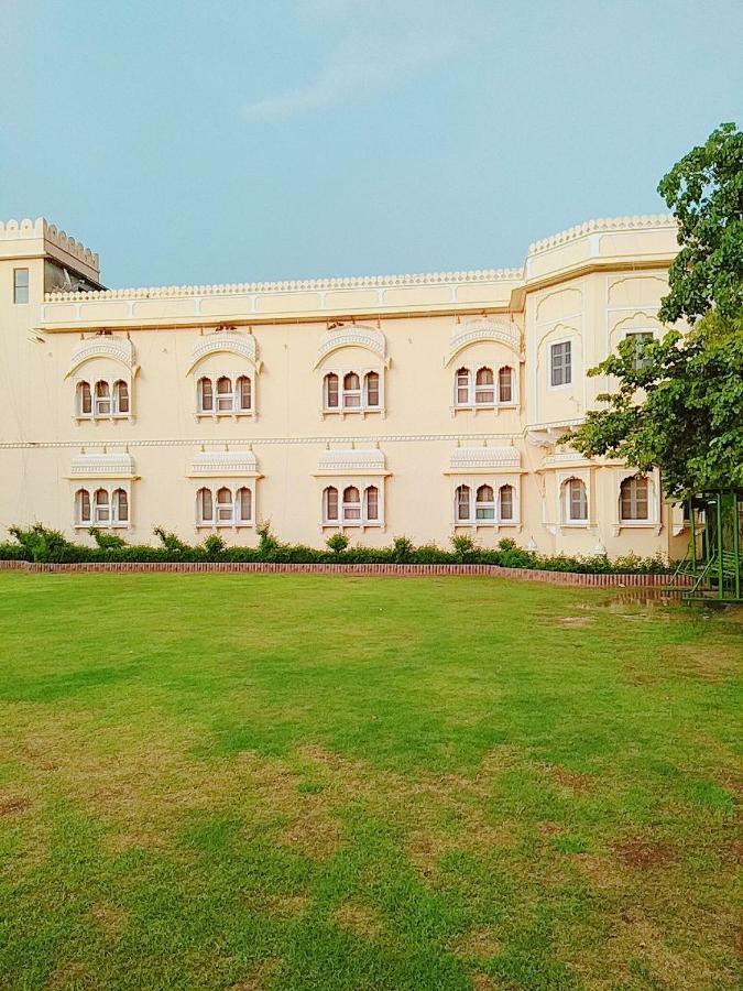 Hotel Jamuna Resort Jhunjhunu Exterior foto